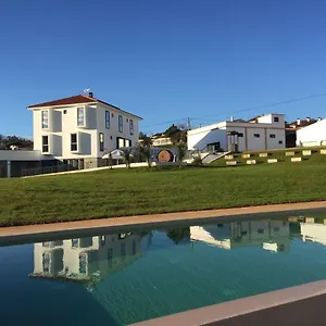 https://quinta-dona-iria.hotelscoimbra.com