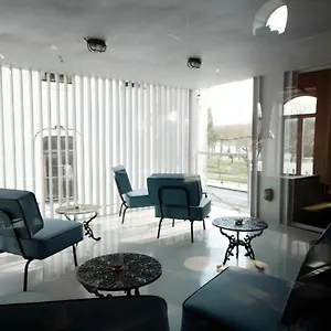 Zero Box Hotel Coímbra